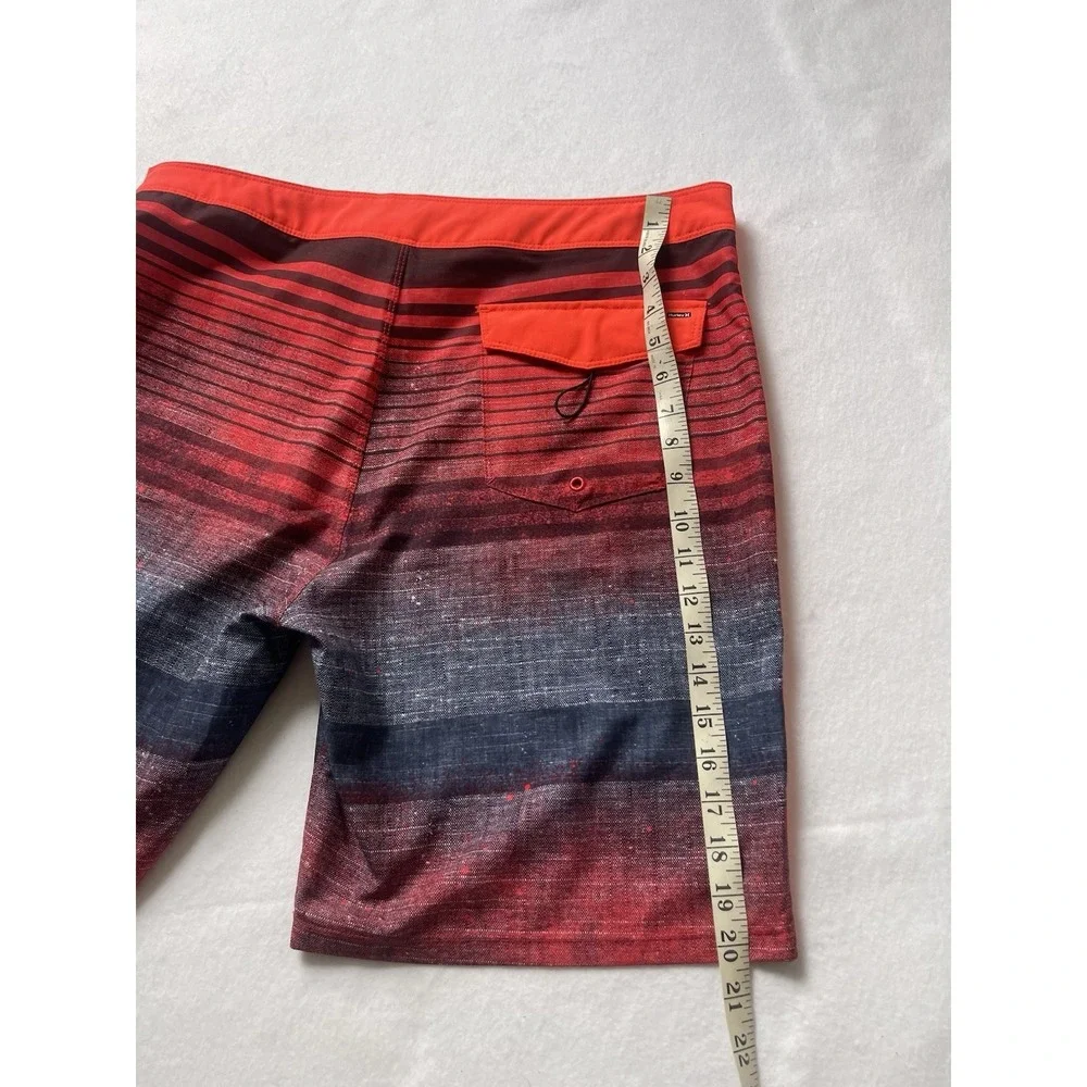Hurley Men's Board Shorts Striped Red Black Gray Back Pocket Drawstring Size 34